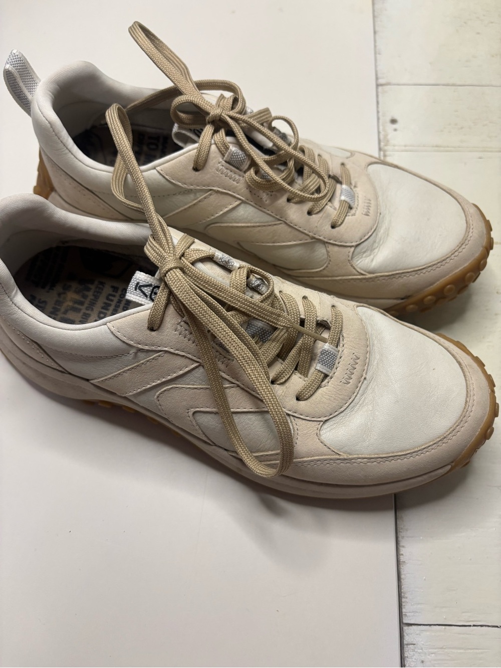 KEEN KS86 Women's Leather Retro Sneakers Birch Star White Size 8 Walking Minimal